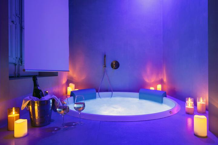 Hot Tub 145 of 178