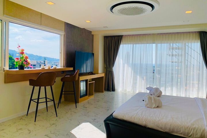 Room 21 of 164