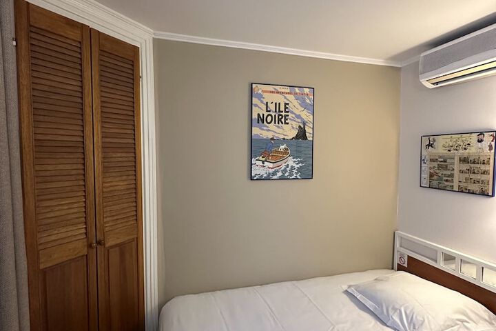 Room 6 of 46