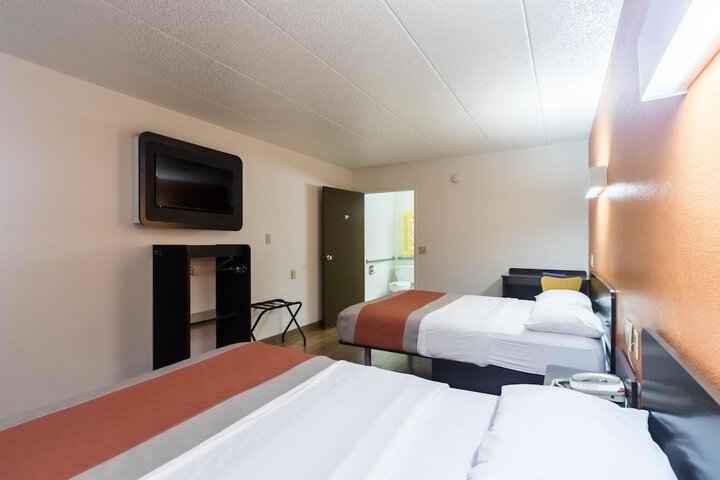 Motel 6 Crawfordsville IN Crawfordsville | Bookonline.com