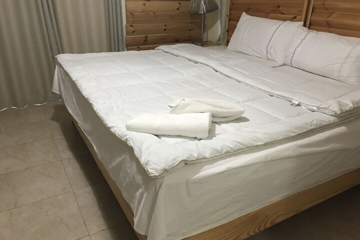 Room 3 of 17