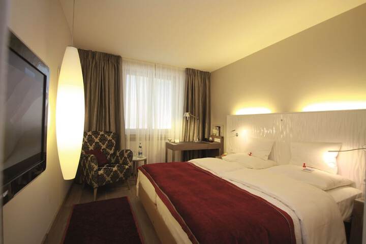Room 21 of 45