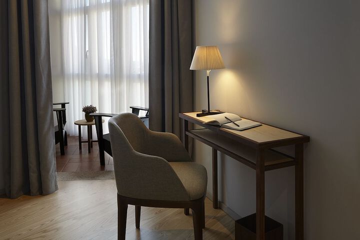Room 44 of 74