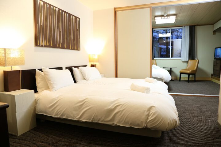 Room 11 of 41