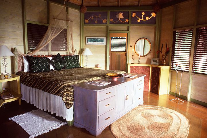 Room 10 of 30