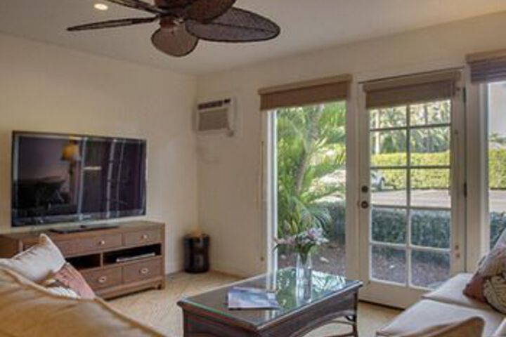 Aina Nalu Condo I102 2 Br Condo in Lahaina, HI