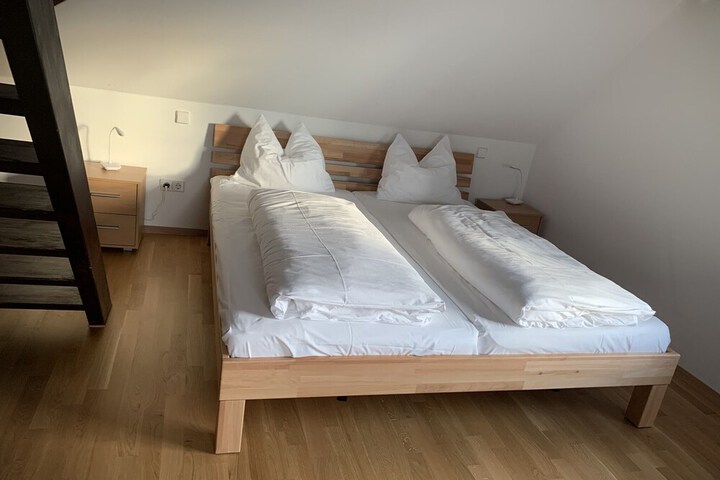 Room 16 of 52
