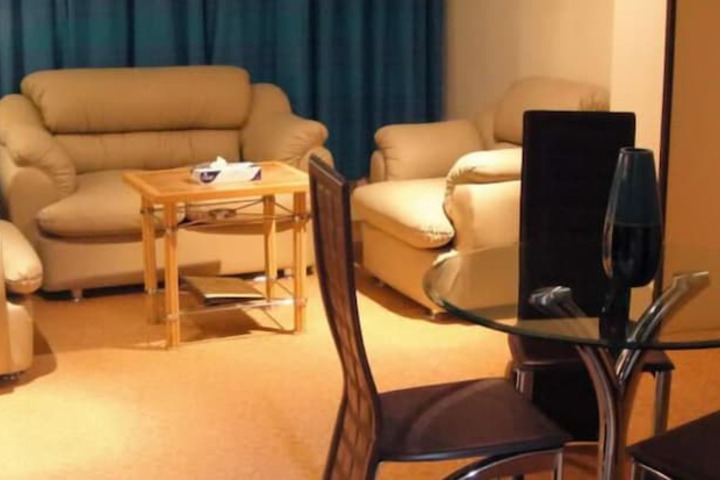 Room 17 of 30
