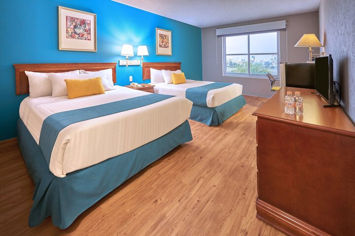 Room 2 of 20