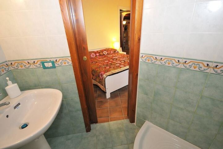 Room 3 of 13