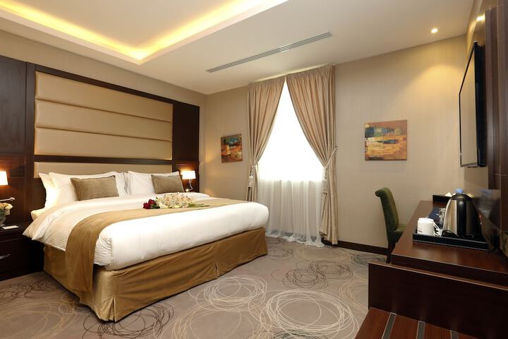 Room 10 of 61