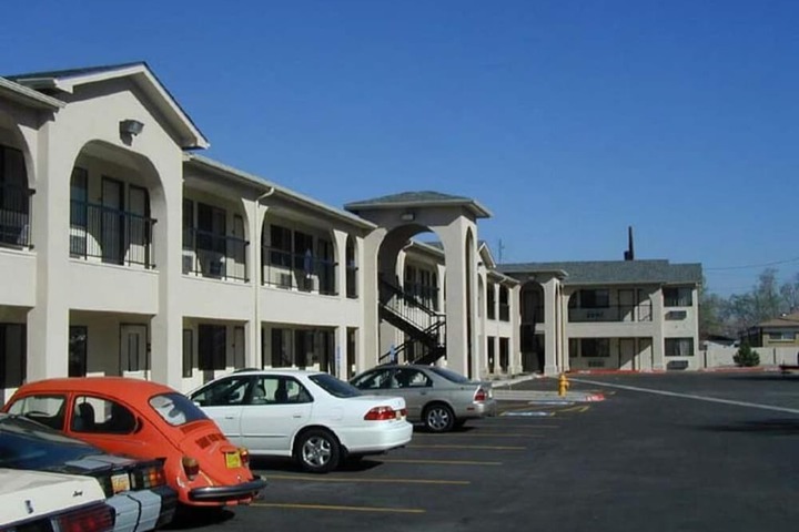 Hotel 8 of 8