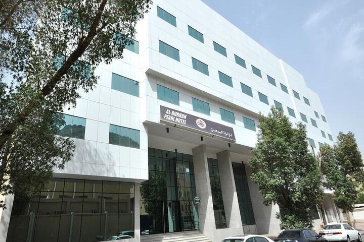 Al Burhan Pearl Hotel