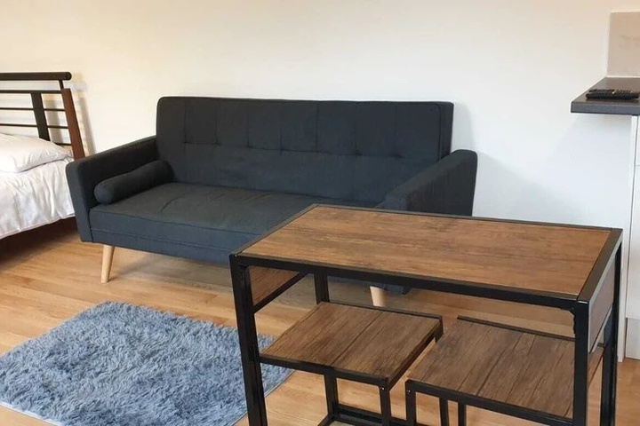 Room 3 of 11