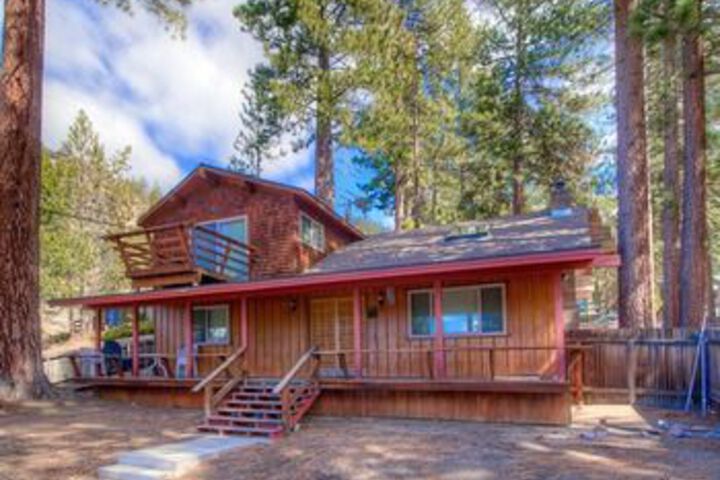 Image of Very Comfortable 4 Tahoe Retreat 4 Br Home by RedAwning