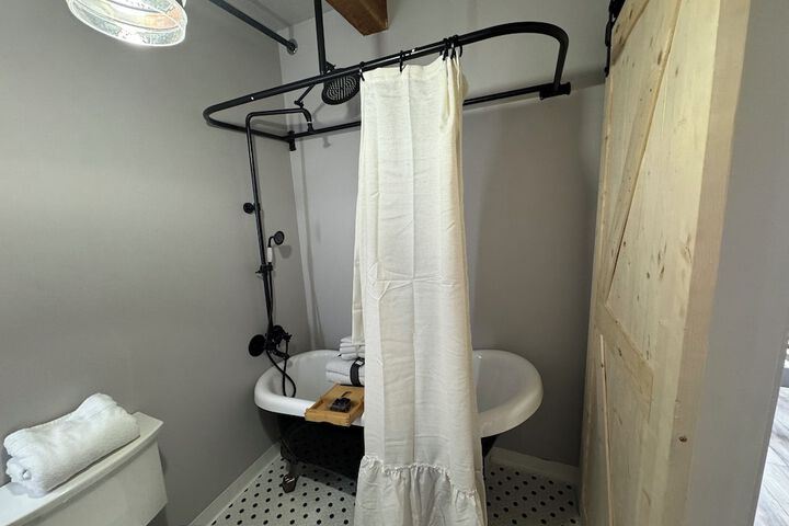 Room 36 of 53
