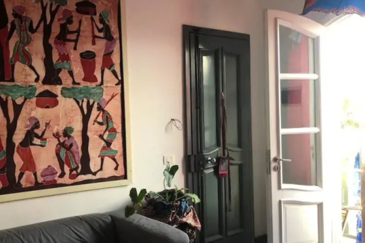 Room 13 of 28
