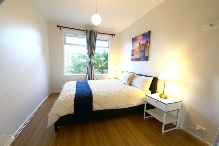 Room 15 of 27