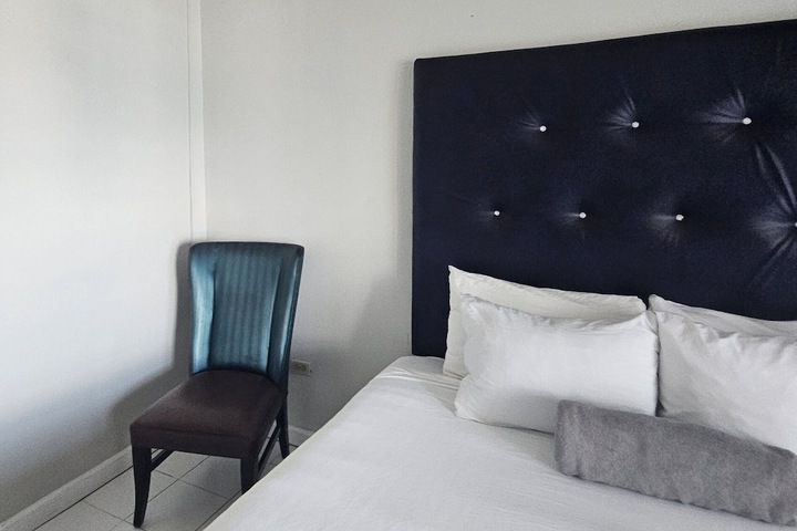 Room 51 of 110