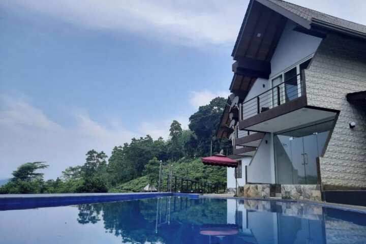 Pool 29 of 64
