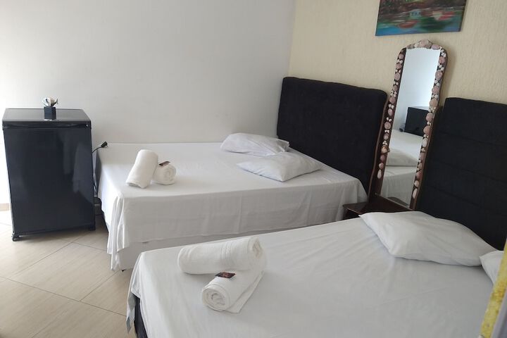 Room 11 of 20