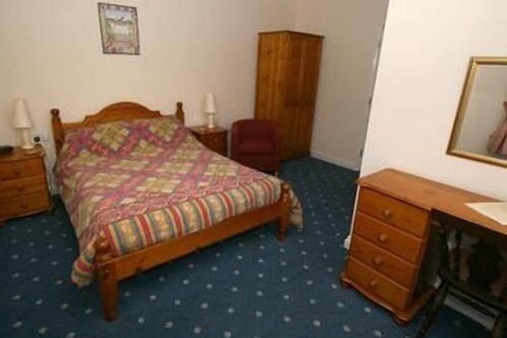 Room 2 of 14