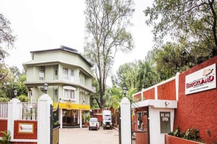 Jaffer Bhais Brickland Hotel