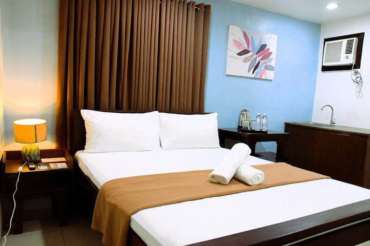 Room 16 of 29