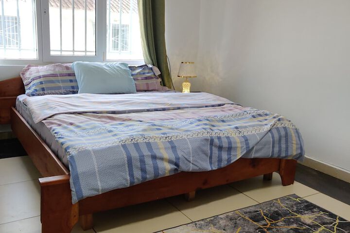 Room 4 of 38