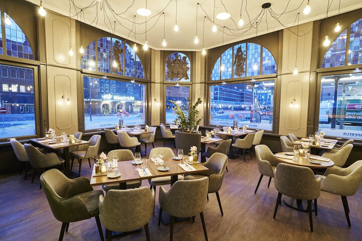 Dining Photos