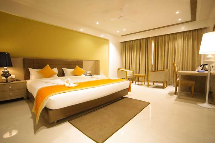 Room 6 of 36