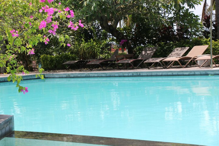 Pool 48 of 81