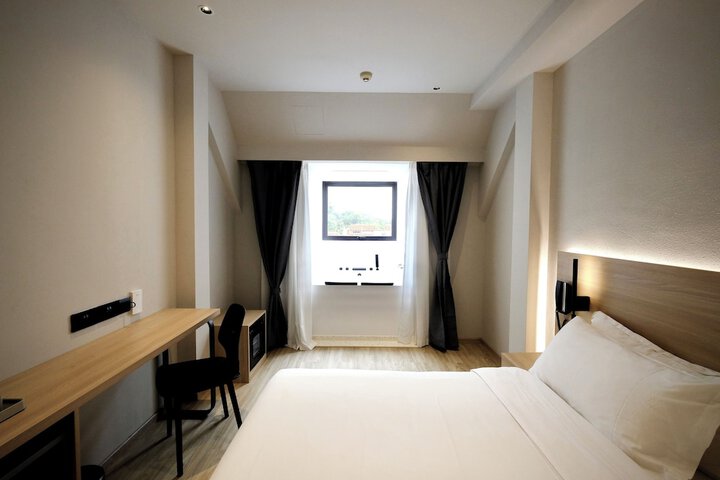 Room 54 of 112