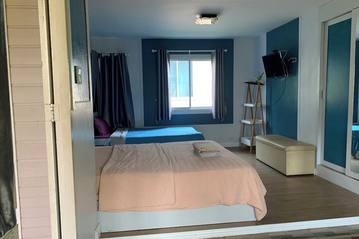 Room 117 of 195