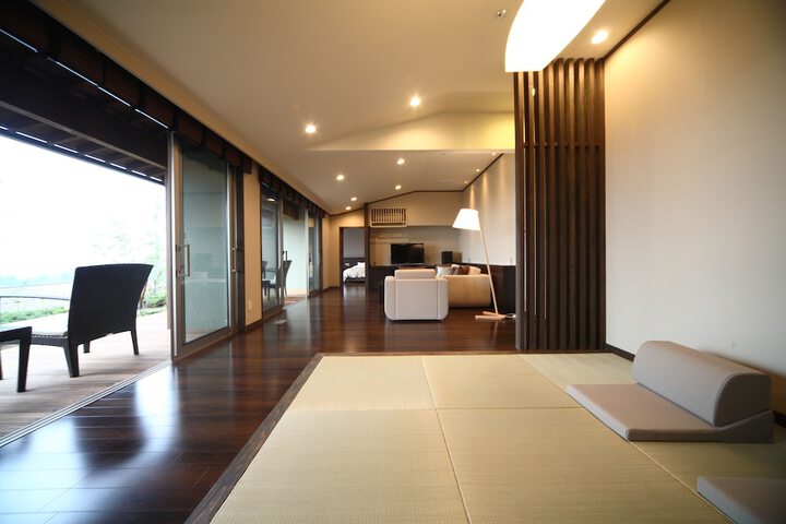 Room 28 of 111