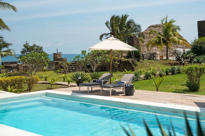 Pool Hotel