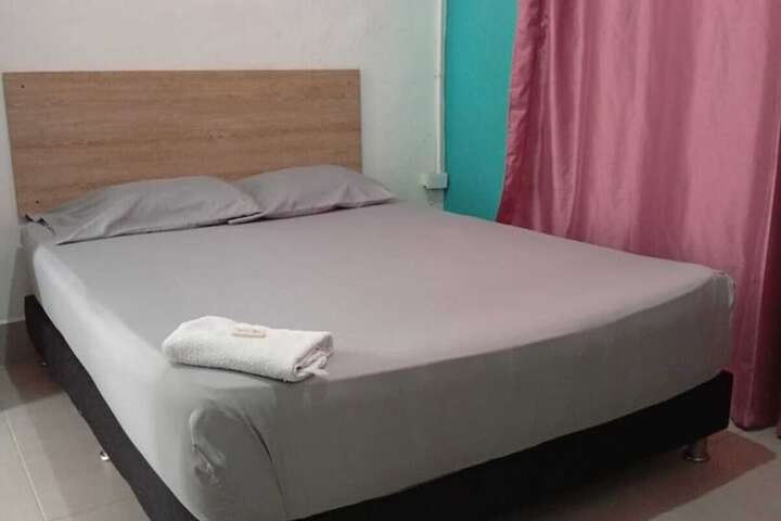 Room 3 of 17