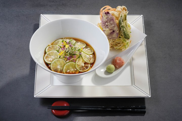 Dining 220 of 299