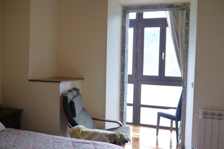 Room 6 of 39