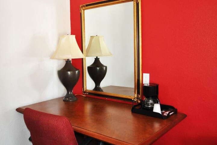 Room 8 of 23