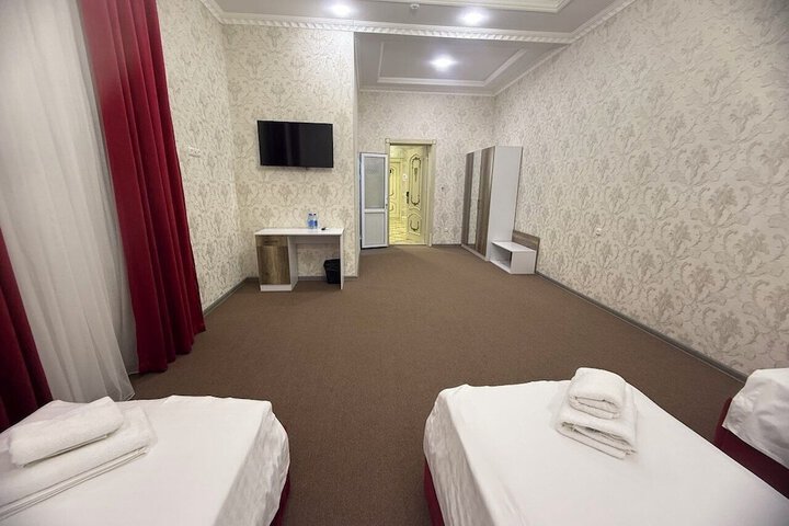 Room 48 of 107