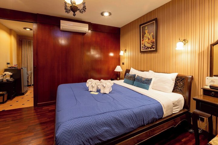 Room 44 of 95