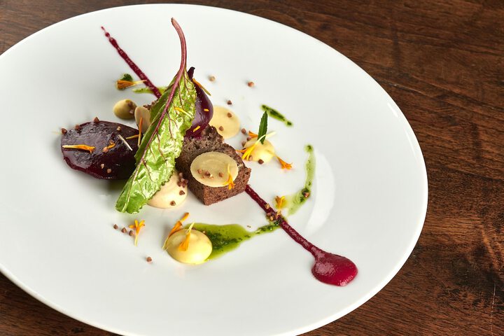 Dining 48 of 62