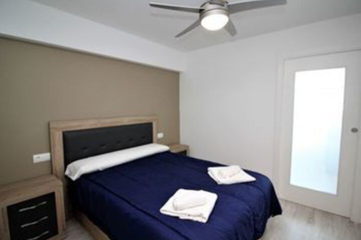 Room 5 of 17
