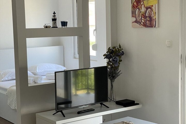 Room 28 of 57