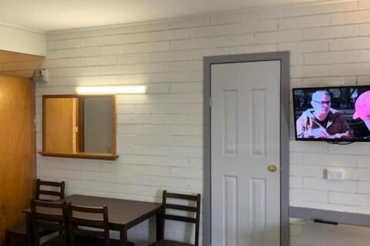 Room 21 of 54