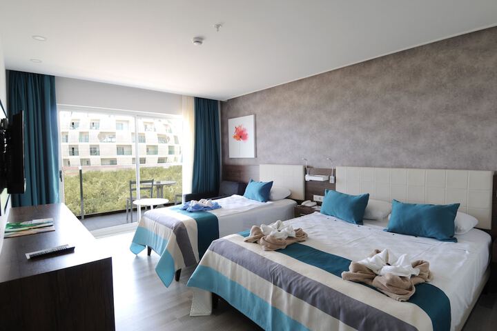 Room 21 of 68