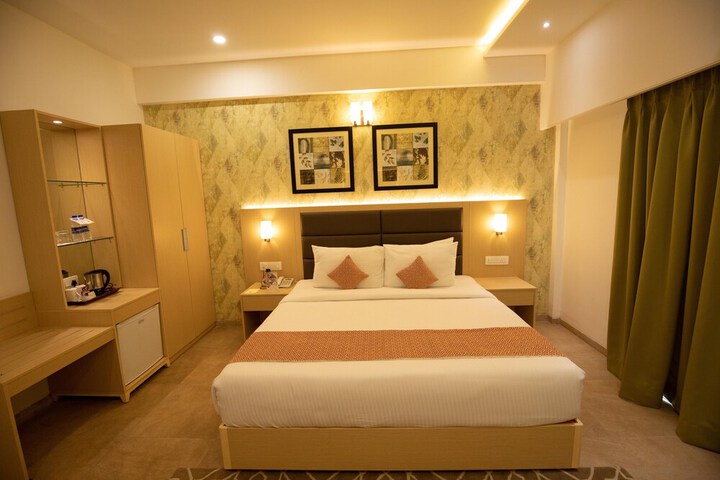 Room 17 of 41