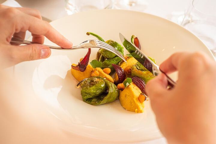 Dining 89 of 109