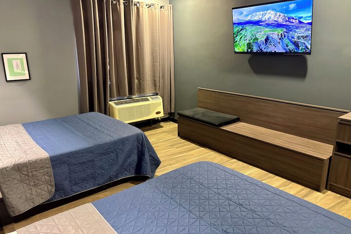 Room 14 of 20